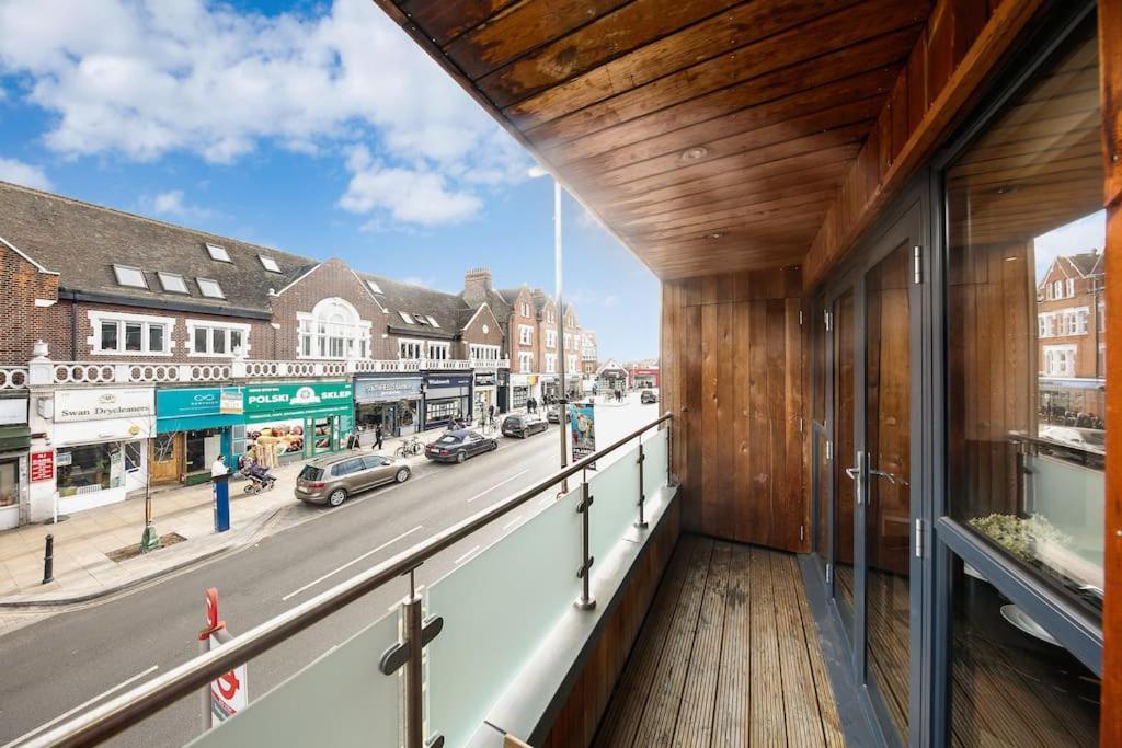 Pleasing 2Bed Flat 10Min To Wimbledon Tennis Court London Exterior foto